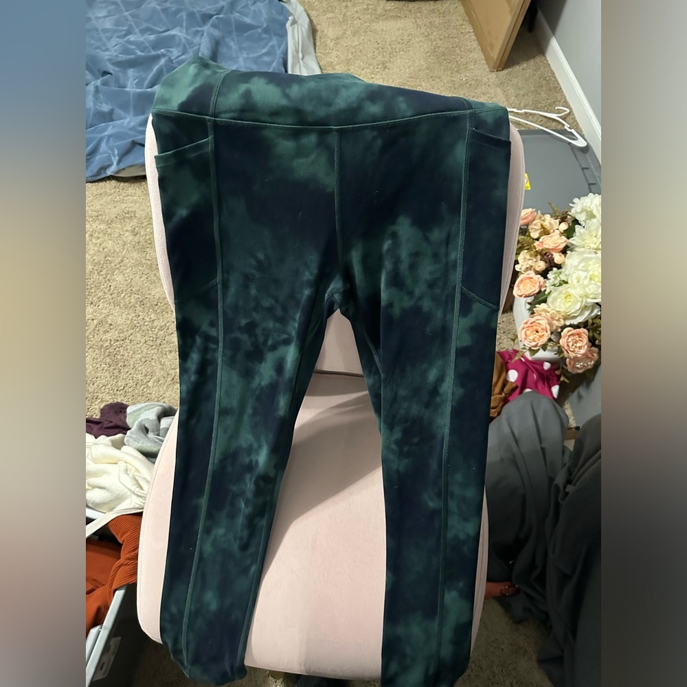 Victoria’s Secret Green Leggings